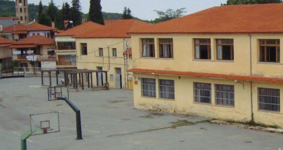 Κτίριο ΕΠΑΛ Αρναίας