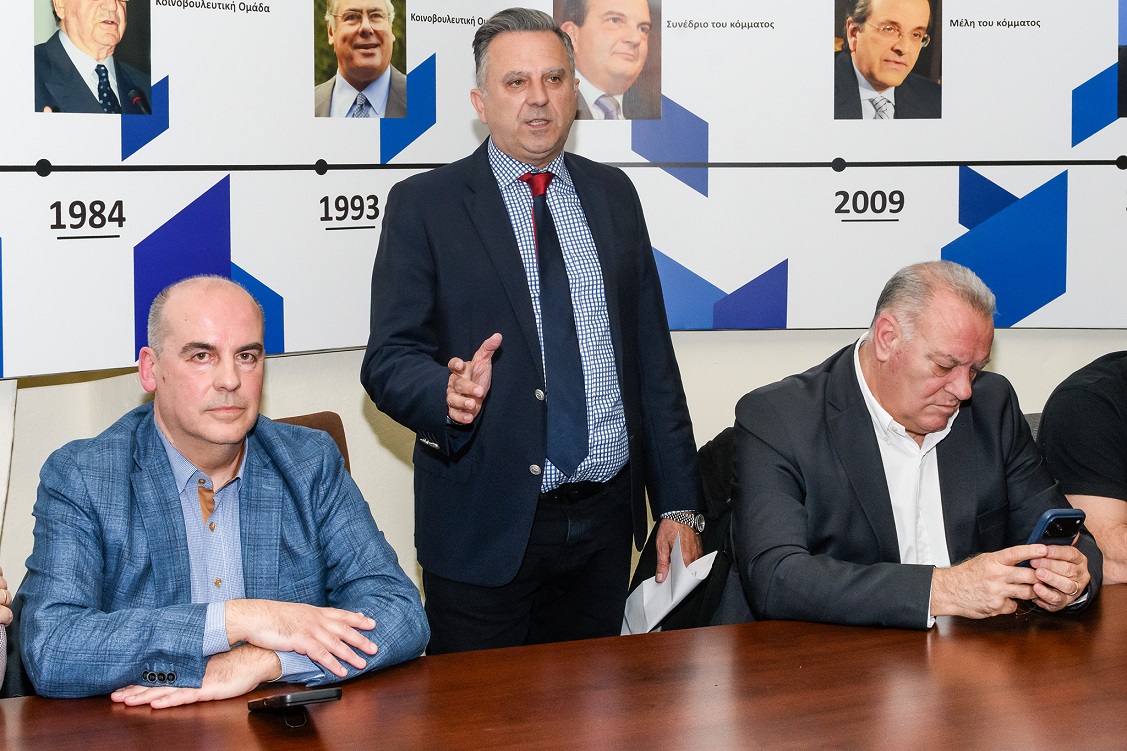 ο Αναπληρωτής Γραμματέας Οργανωτικού Ηλίας Τάπρας