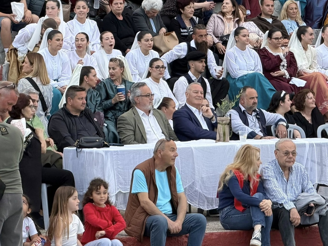 Πλήθος κόσμου παρακολούθησε το 14ο χορευτικό αντάμωμα Πλήθος κόσμου παρακολούθησε το 14ο χορευτικό αντάμωμα